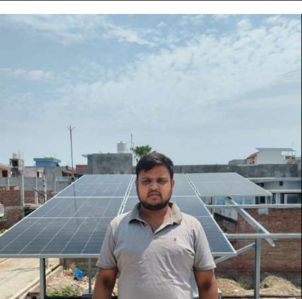 Rooftop solar panel installation on a residential building in Alambagh, Lucknow, Uttar Pradesh